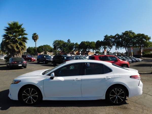2018 Toyota Camry SE for sale in Santa Ana, CA – photo 8