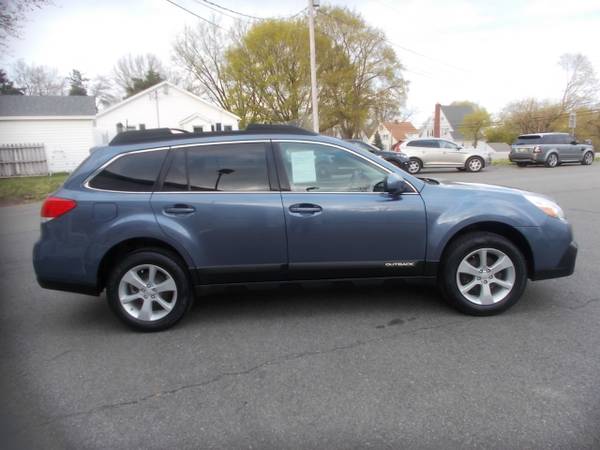 2013 Subaru Outback 4dr Wgn H4 Auto 2 5i Premium for sale in Cohoes, VT – photo 8