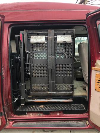 Wheelchair Accessible Handicap Van with lift. Extra Clean for sale in Osseo, MN – photo 2
