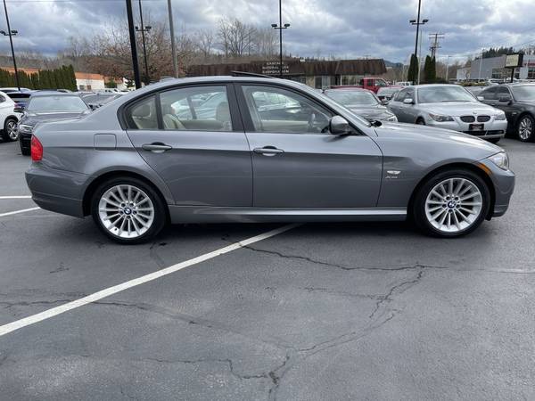 2011 BMW 3 Series 328i xDrive - - by dealer - vehicle for sale in Bellingham, WA – photo 4