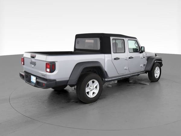 2020 Jeep Gladiator Sport Pickup 4D 5 ft pickup Silver - FINANCE -... for sale in Cleveland, OH – photo 11