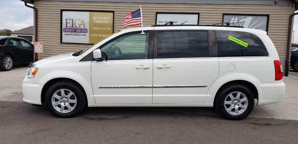 2011 Chrysler Town & Country 4dr Wgn Touring for sale in Chesaning, MI – photo 3