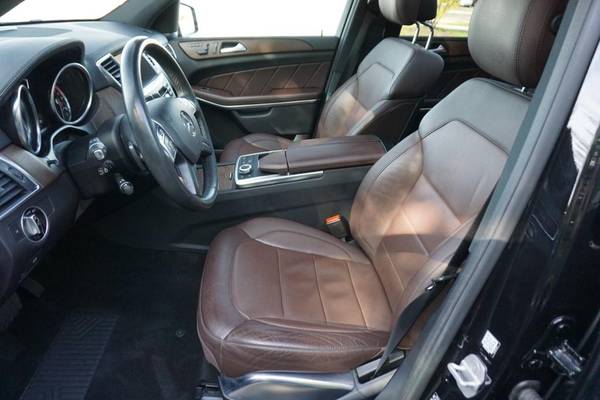 2015 MERCEDES GL550 AMG FROM LAKE FOREST NICEST BEST MAINTAINED AROUND for sale in Naperville, IL – photo 14