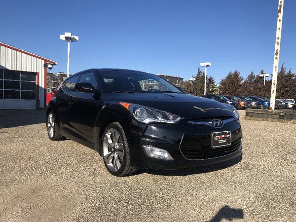 2013 Hyundai Veloster Base - cars & trucks - by dealer - vehicle... for sale in Middleton, WI – photo 3