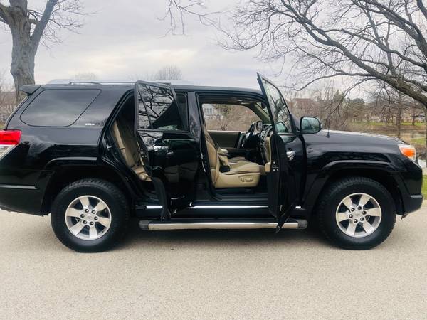 2011 Toyota 4Runner Sport SUV 3Row Seat Clean! - - by for sale in Deerfield, IL – photo 6