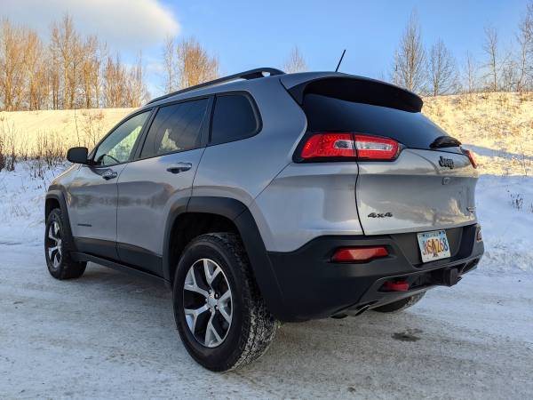 2015 Jeep Cherokee Trailhawk 4WD (Loaded) - cars & trucks - by... for sale in Anchorage, AK – photo 8