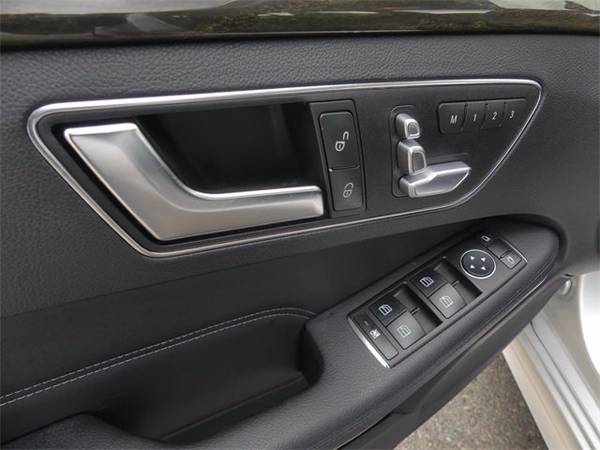 2014 Mercedes-Benz E-Class E 350 sedan Iridium Silver Metallic -... for sale in Chantilly, VA – photo 17