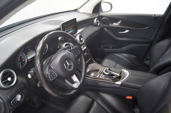 2016 Mercedes-Benz GLC GLC 300 41K MILES GLC300 WARRANTY BAD CREDIT... for sale in Carmichael, CA – photo 19