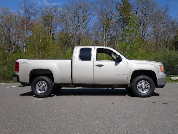 2009 GMC Sierra 2500HD 4x4 4dr Ext Cab - - by dealer for sale in Derry, NH – photo 9
