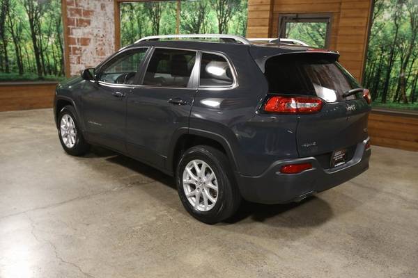 2018 Jeep Cherokee 4x4 4WD Latitude Plus SUV - cars & trucks - by... for sale in Beaverton, OR – photo 20