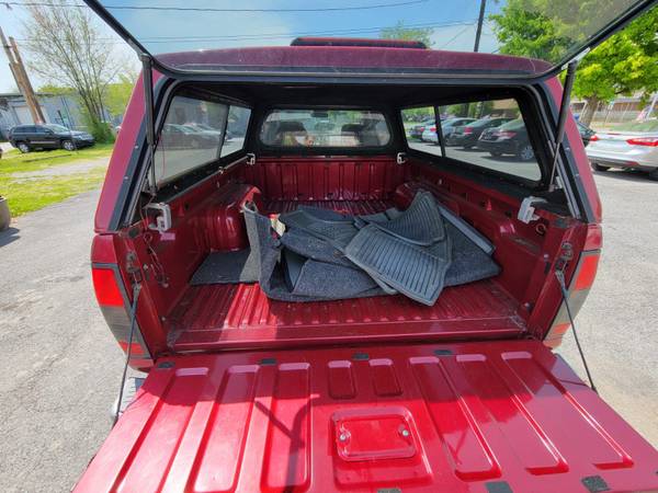 2003 Nissan Frontier Crew Cab Super Charger CAMPER SHELL LOW for sale in Halltown, WV – photo 5