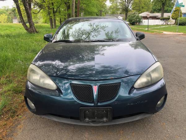 2005 Pontiac Grand Prix, good condition! - - by for sale in Elizabeth, NY – photo 2