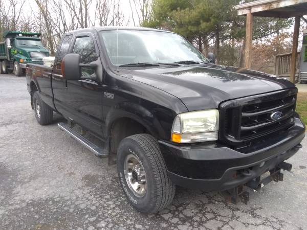 2004 Ford F-250 Super Duty XLT Super Cab 4x4 8' Bed w/ Meyer Snow... for sale in Waynesboro, PA – photo 2