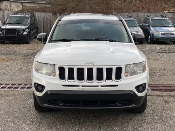 2011 Jeep Compass Latitude 4x4 - cars & trucks - by dealer - vehicle... for sale in Ringwood, NJ – photo 2