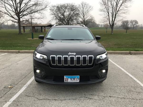 2019 Jeep Cherokee - cars & trucks - by owner - vehicle automotive... for sale in Chicago, IL – photo 2