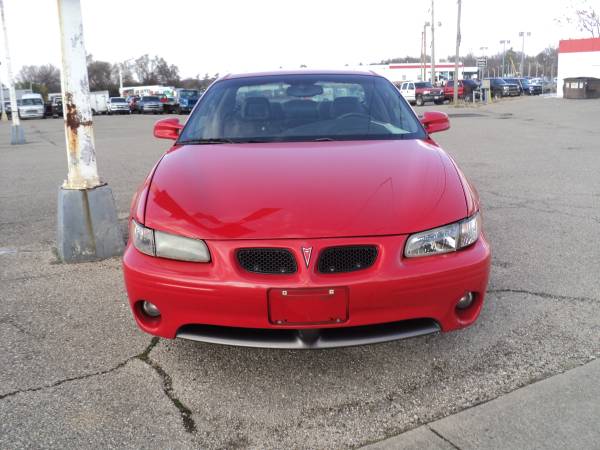 2002 PONTIAC GRAND PRIX - cars & trucks - by dealer - vehicle... for sale in Fairborn, OH – photo 2