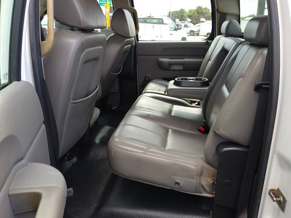 2008 CHEVY 3500 GAS CREW CAB UTILITY BED SUPER CLEAN RUNS PERFECT for sale in Orlando, FL – photo 13