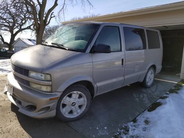 2004 Chevy Astro Van for sale in Omaha, NE – photo 3