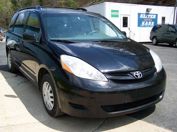 2010 TOYOTA SIENNA VAN - - by dealer - vehicle for sale in Trafford, PA – photo 3