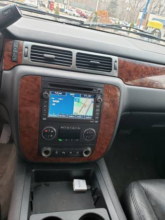 2007 Chevy avalanche ltz - cars & trucks - by owner - vehicle... for sale in Manchester, NH – photo 12