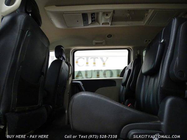 2015 Chrysler Town Country Touring Camera Leather Touring 4dr for sale in Paterson, CT – photo 9