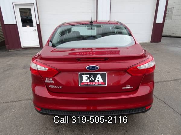 2014 Ford Focus SE - - by dealer - vehicle automotive for sale in Waterloo, IA – photo 5