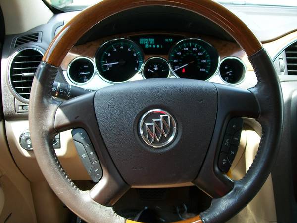 LOCAL WACO DEALER - 2011 BUICK ENCLAVE - LOW MILES for sale in Waco, TX – photo 16