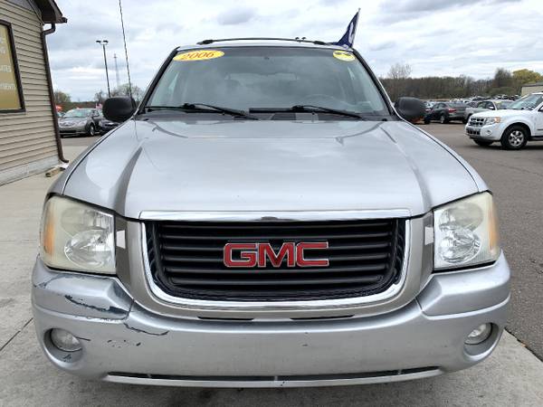 2006 GMC Envoy 4dr 4WD SLE - - by dealer - vehicle for sale in Chesaning, MI – photo 2