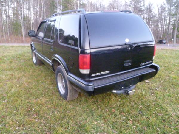 1997 CHEVROLET BLAZER 4 DOOR ALMOST RUST FREE, SOUTHERN VEHICLE -... for sale in Westboro, WI – photo 7