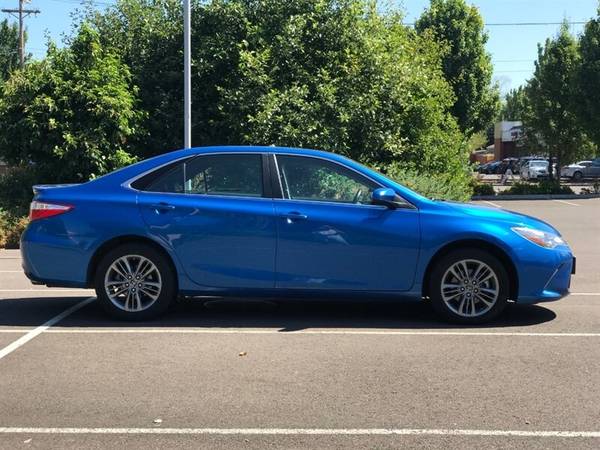 2017 Toyota Camry SE - - by dealer - vehicle for sale in Milwaukie, OR – photo 7