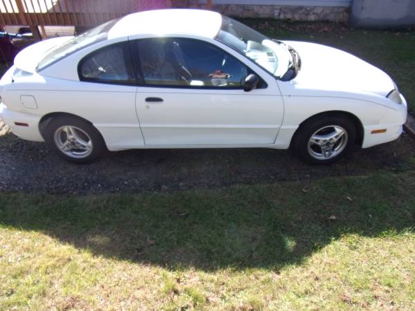 2004 pontiac sunfire - cars & trucks - by owner - vehicle automotive... for sale in West Jefferson, NC – photo 3