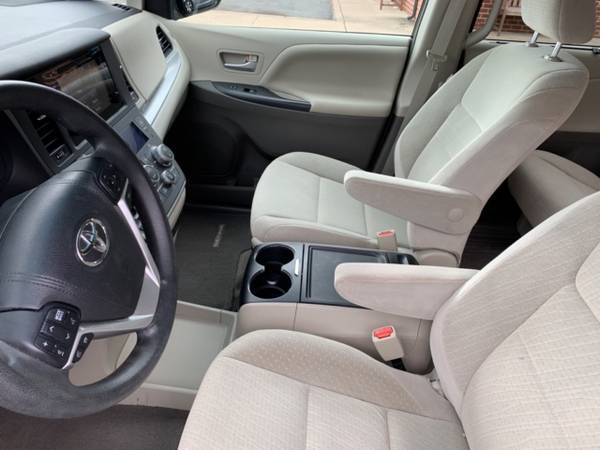 2015 Toyota Sienna LE for sale in Richmond , VA – photo 18