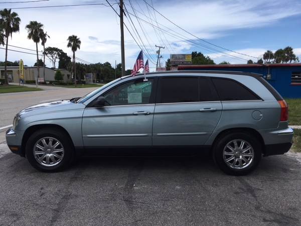 2004 Chrylser Pacifica - ALL WHEEL DRIVE! FINANCING! for sale in Melbourne , FL – photo 3