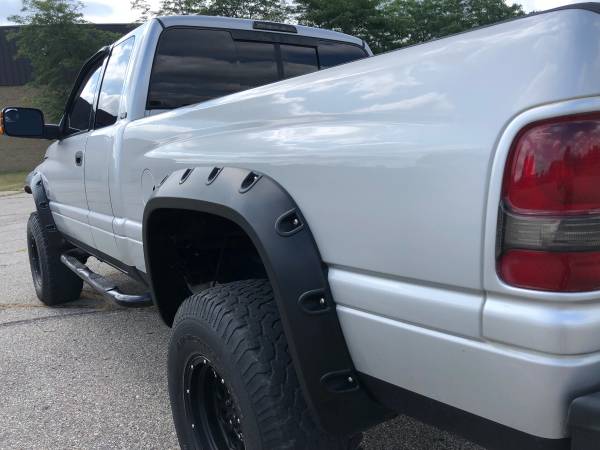 Sharp! 2002 Dodge Ram 2500! Ext Cab! 4x4! Lifted! We Finance! for sale in Ortonville, MI – photo 10