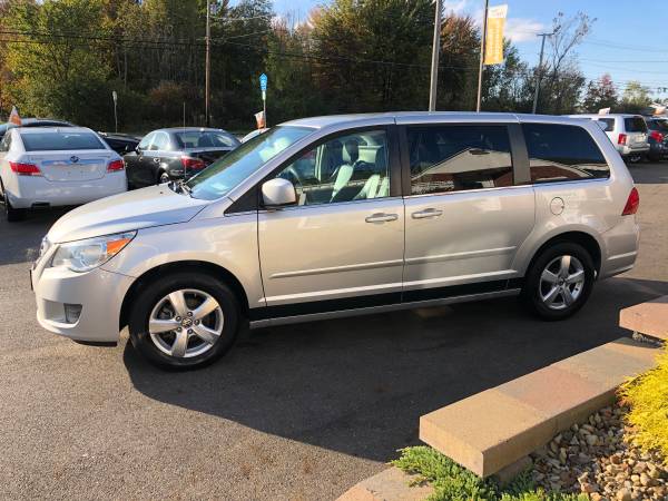 💥VW Routan-Drives NEW/Clean CARFAX/One Owner/Loaded/Super Deal💥 for sale in Boardman, OH – photo 2