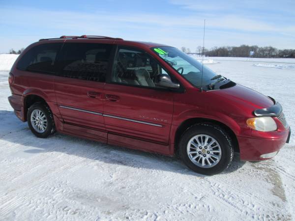 2001 CHRYSLER TOWN & COUNTRY ROLLX HANDICAP VAN - - by for sale in RANDOLPH, MN – photo 3