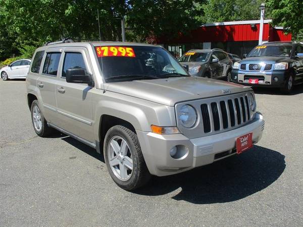 2010 Jeep Patriot Limited 4WD - cars & trucks - by dealer - vehicle... for sale in Somersworth , NH – photo 3