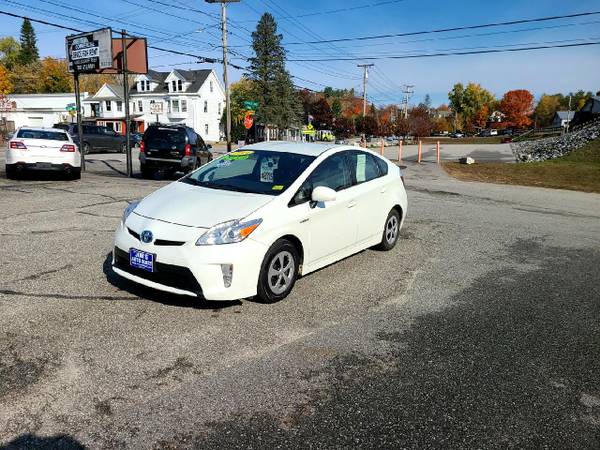 !!!!!!!!! 2014 TOYOTA PRIUS!!!!! 1 OWNER SUPER DEAL - cars & trucks... for sale in Lewiston, ME – photo 3