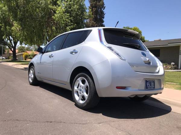 2011 Nissan Leaf SV, low miles, clean title, pre certified! - cars & for sale in Mesa, AZ – photo 7