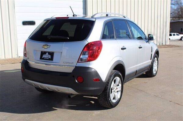 2014 Chevrolet Captiva Sport - cars & trucks - by dealer - vehicle... for sale in Jefferson City, MO – photo 3