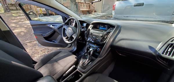 2016 Ford Focus SE hatchback - cars & trucks - by owner - vehicle... for sale in San Marcos, TX – photo 12