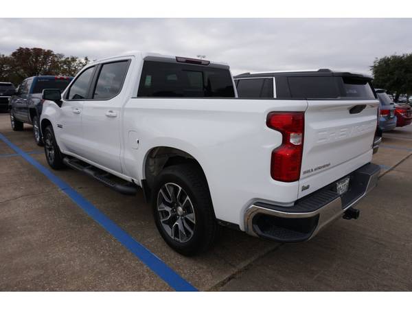 2019 Chevrolet Chevy Silverado 1500 LT - cars & trucks - by dealer -... for sale in Denton, TX – photo 3