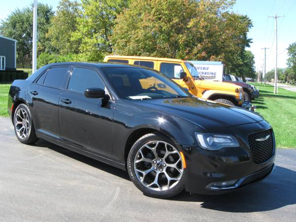 2015 Chrysler 300 4dr Sdn 300S RWD for sale in Frankenmuth, MI – photo 7