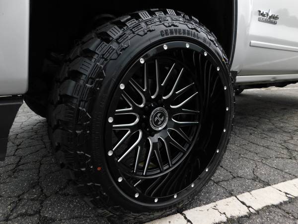 LIFTED 18 CHEVY SILVERADO LT Z71 CREW 4X4 22X12 *NEW 33X12.50 MT'S!!... for sale in KERNERSVILLE, NC – photo 24