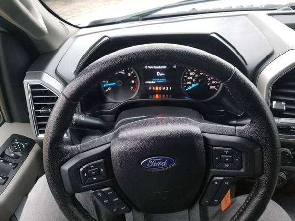 2016 Ford F150 SuperCrew Cab - Financing Available! for sale in Grayslake, IL – photo 22