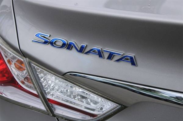 2014 Hyundai Sonata Hybrid Electric Base Sedan - - by for sale in Everett, WA – photo 9