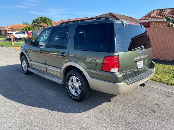 2005 Ford Expedition - cars & trucks - by owner - vehicle automotive... for sale in Miami, FL – photo 4