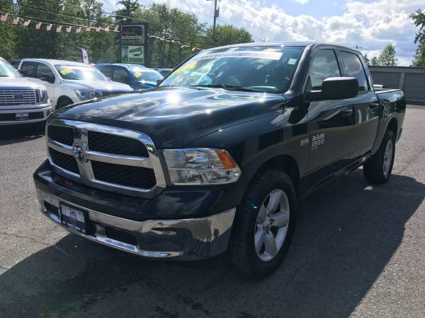 2019 RAM 1500 SLT Crew Cab 5.7L Black Only 17K Many Options! for sale in Bridgeport, NY – photo 3