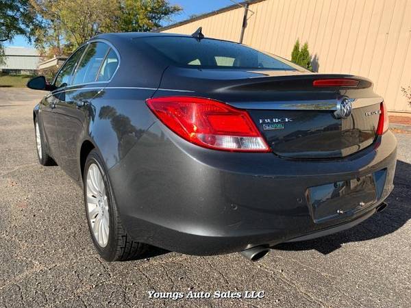 2011 Buick Regal CXL Turbo - 2XT 6-Speed Automatic - cars & trucks -... for sale in Fort Atkinson, WI – photo 9