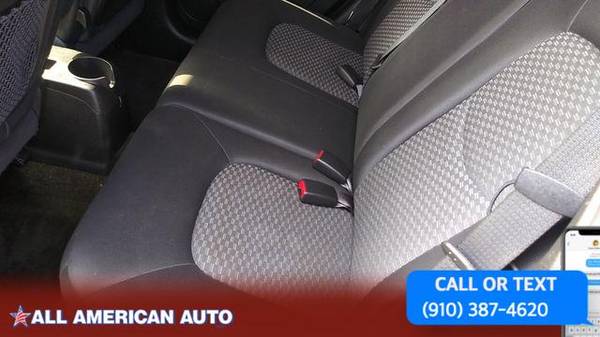 2010 Chevrolet Chevy HHR LT Sport Wagon 4D ㇌ for sale in Fayetteville, NC – photo 6